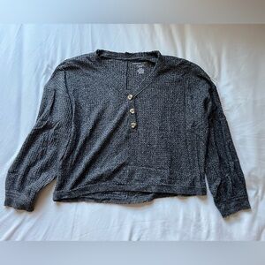 American Eagle soft & sexy gray cropped v-neck sweater size M